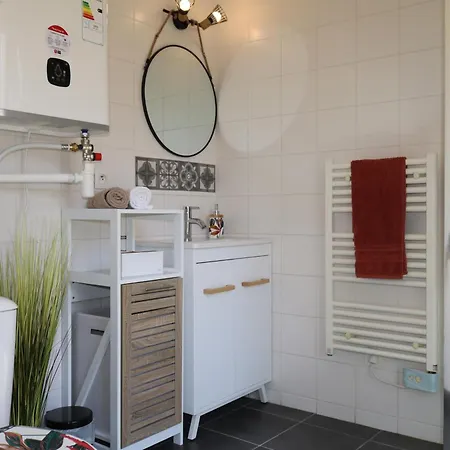 Climatisé Avec Terrasse Ensoleillée Niza