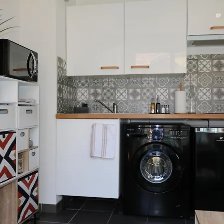Apartamento Climatise Avec Terrasse Ensoleillee *